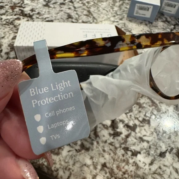 DIFF Blue-Blocking Glasses